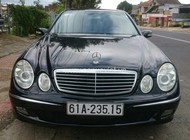 Mercedes-Benz E class 320 2003 - Bán ô tô Mercedes E320 đời 2003, màu đen, xe nhập, 389 triệu giá 389 triệu tại Lâm Đồng