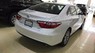 Toyota Camry XLE 2016 - Auto bán Toyota Camry XLE đời 2016, màu trắng