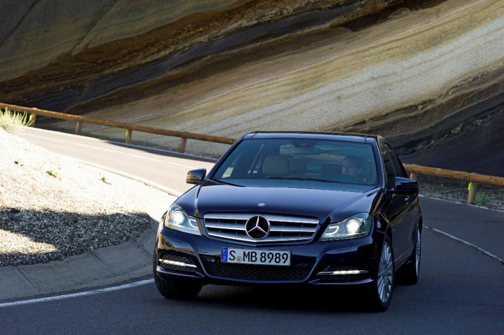 Mẫu sedan cỡ nhỏ Mercedes-Benz C-Class bị cáo buộc gian lận khí thải 1