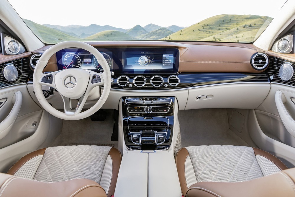 Nội thất sang trọng, tinh tế của Mercedes-Benz E-Class 2017 1