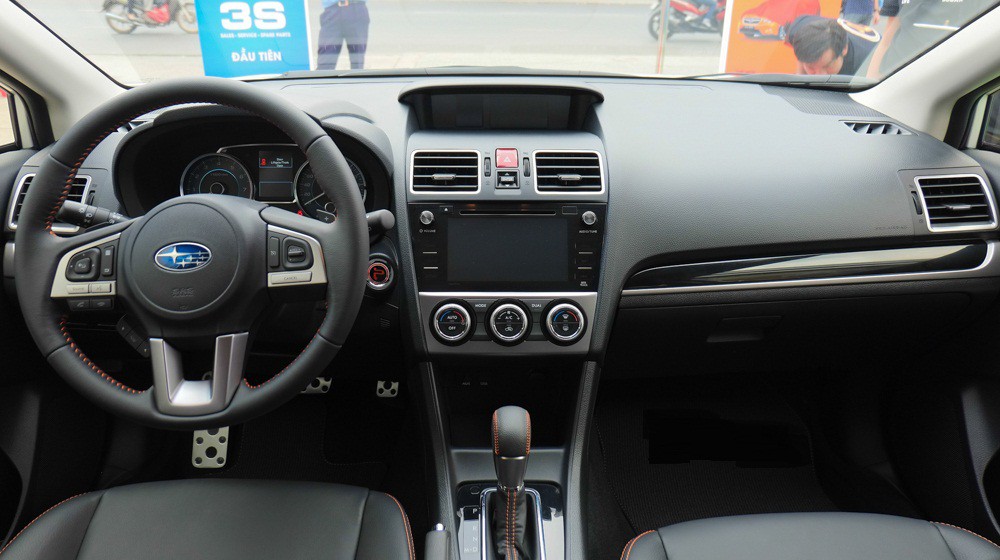 Nội thất nổi bật của Subaru XV 2016 1