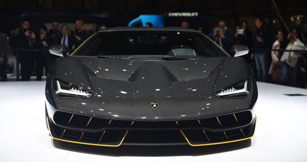 Lamborghini Centenario trên sàn Geneva Motor Show 2016 1