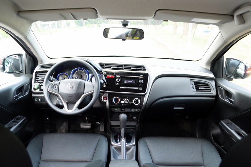 Nội thất xe Honda City 2016 được trang bị tiện ghi hiện đại