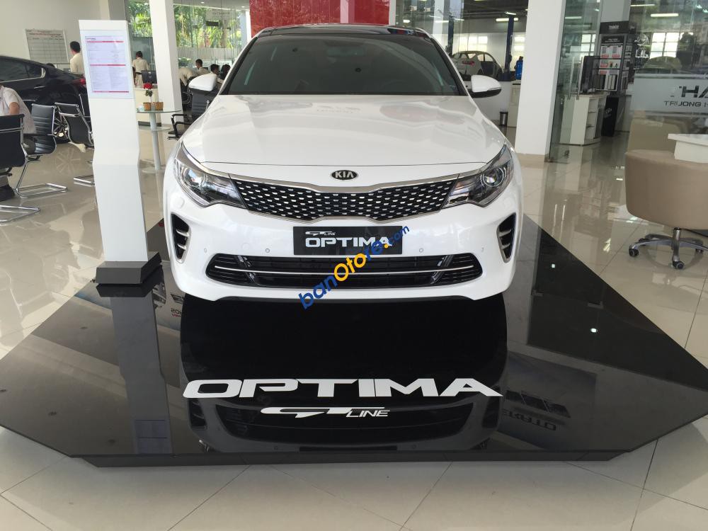 Bán xe Kia Optima 2.4 GT Line đời 2016, màu trắng Vĩnh Phúc Phú Thọ, giá tốt nhất