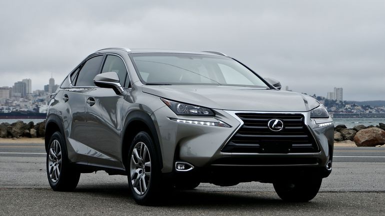 Hơn 200 xe Lexus NX 200t tại Việt Nam bị triệu hồi.