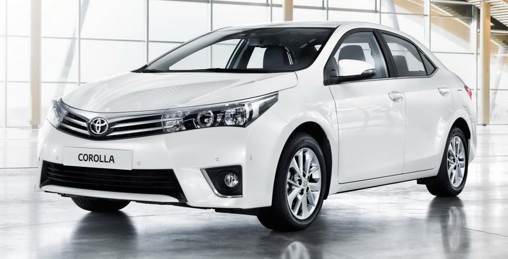 Toyota Corolla Altis vẫn khá ăn khách dù giá bán có cao hơn hẳn đối thủ.