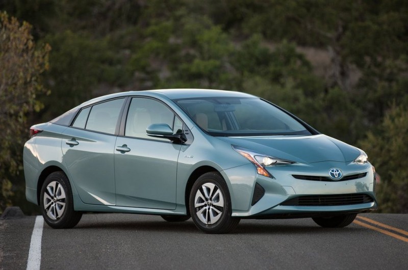 Toyota Prius cán mốc 10 triệu xe bán ra.