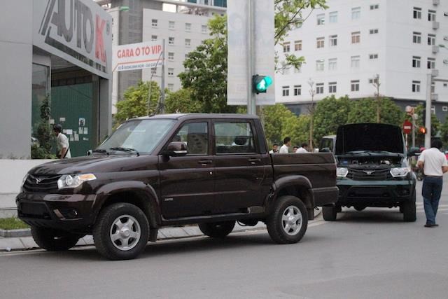 UAZ Pick up.