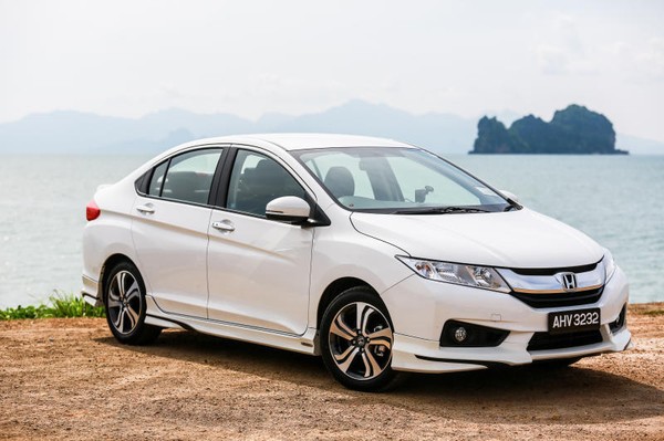 Tháng 1/2017, Honda City tiếp tục hút khách với doanh số đạt 550 xe.