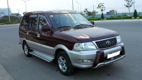 Toyota Zace đời 2003.