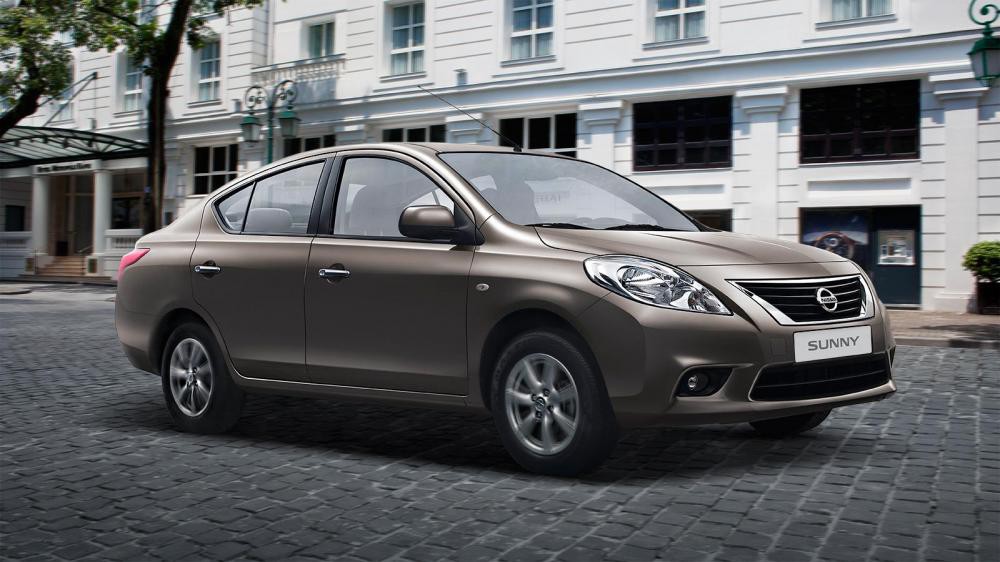 Nissan Sunny XL giảm giá 35 triệu đồng.