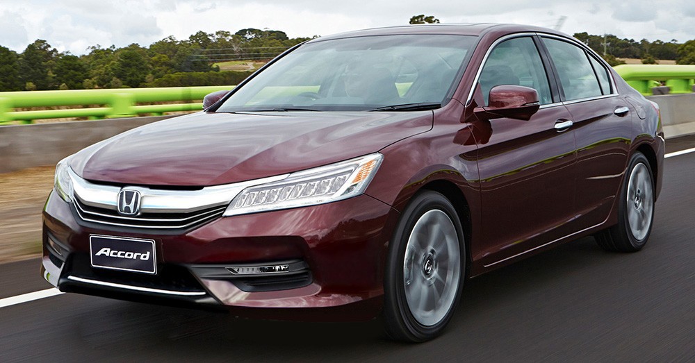 Honda Accord nhập khẩu từ Thái Lan có giá bán giảm 80 triệu đồng.