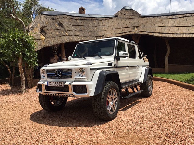 Mercedes-Maybach G650 Landaulet.