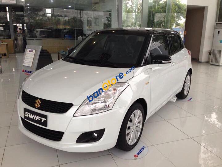 Bán xe Suzuki Swift 2017, màu trắng, tặng 111 triệu trong tháng 11. LH: 0985 547 829