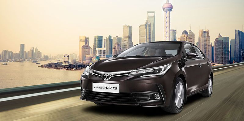 Toyota Corolla Altis 2017 chốt giá từ 550 triệu đồng tại Ấn Độ.