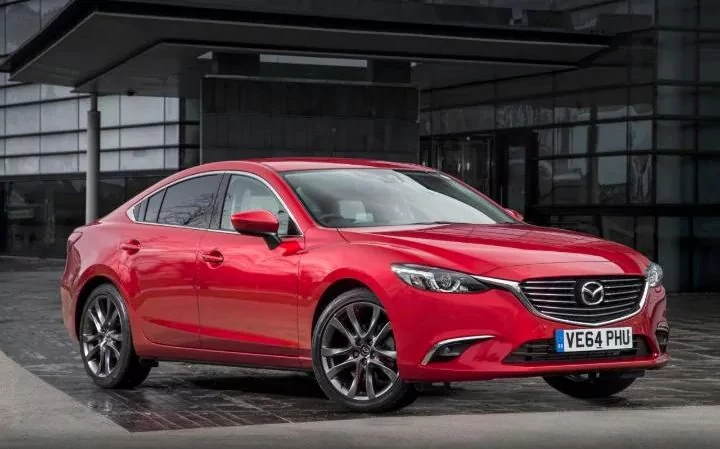 Mazda6 là cái tên đáng chú ý tại phân khúc sedan 1 tỷ đồng.