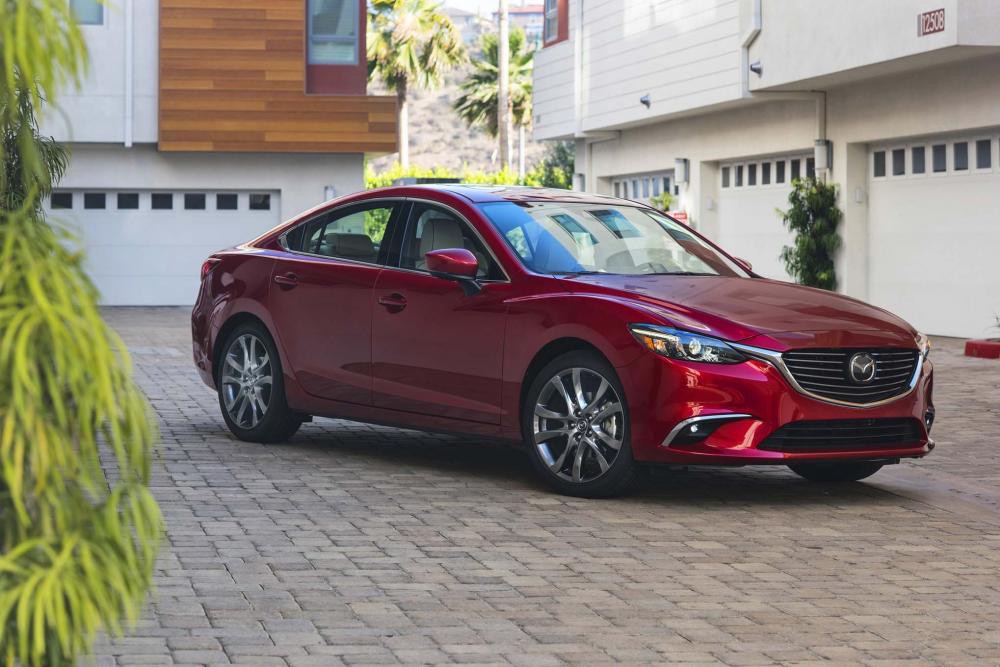 Mazda6 là mẫu sedan giá rẻ, có kiểu dáng đẹp mắt được yêu thích trên toàn thế giới.