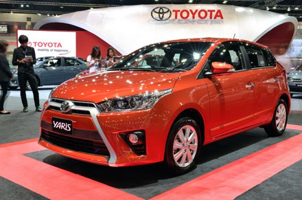 Xe Toyota Yaris mới 