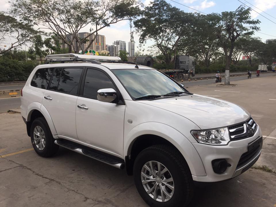 Cần bán xe Mitsubishi Pajero Sport DMT 2017, màu trắng có bán trả góp 0906.884.030