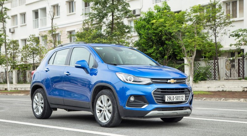 Thân xe Chevrolet Trax là những khối tròn, tạo hình cơ bắp cho những hốc bánh xe