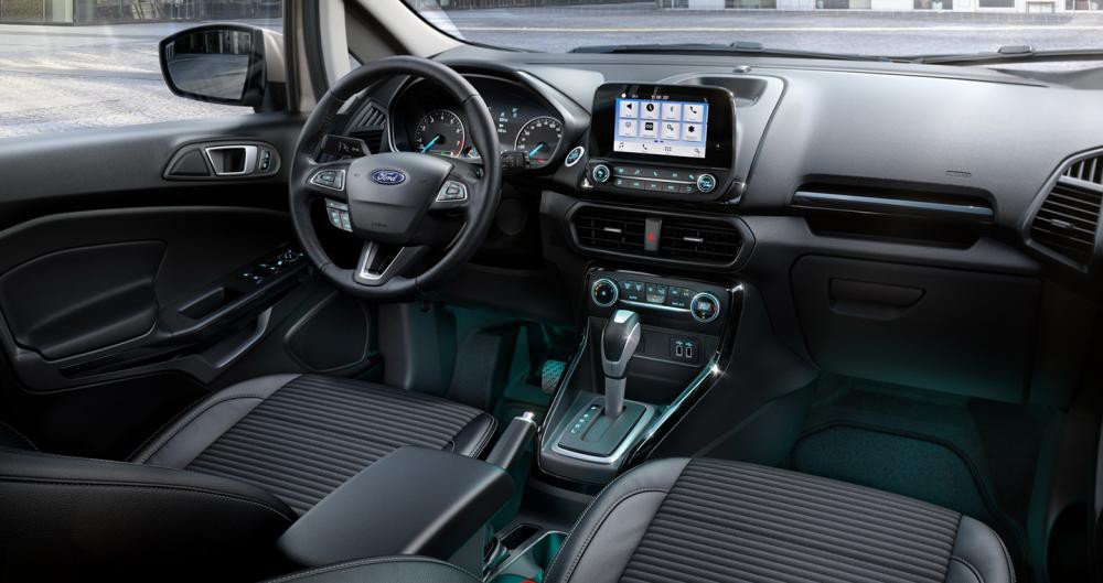 Buống lái xe Ford Ecosport 2018