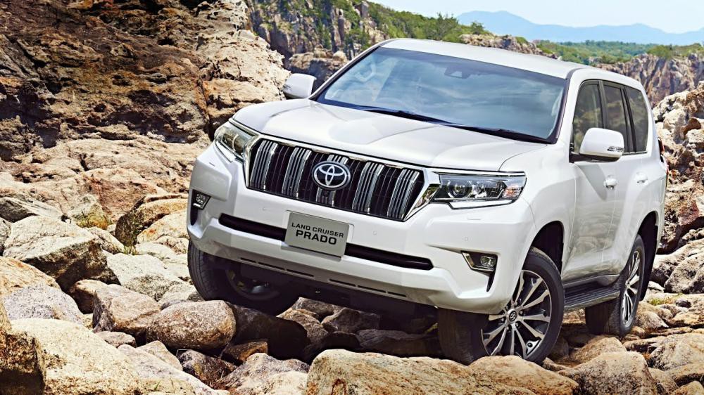 Toyota Prado 2018 trẻ trung, mạnh mẽ