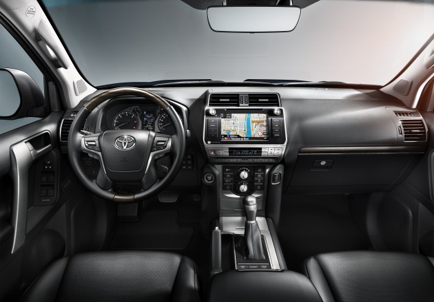 Cabin xe Toyota Prado 2018 hiện đại