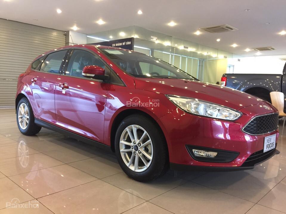  Ford Hà Nội khuyến mại lớn Ford Focus 1.5 giảm giá gần 100 triệu