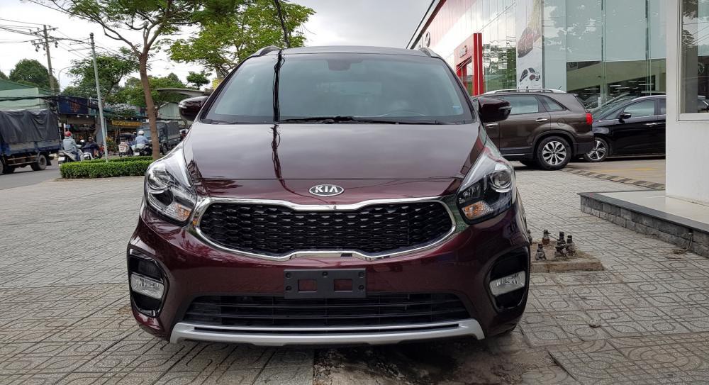 Xe Kia Rondo GAT 2018 tự động, giá tốt nhất + hỗ trợ NH 90%