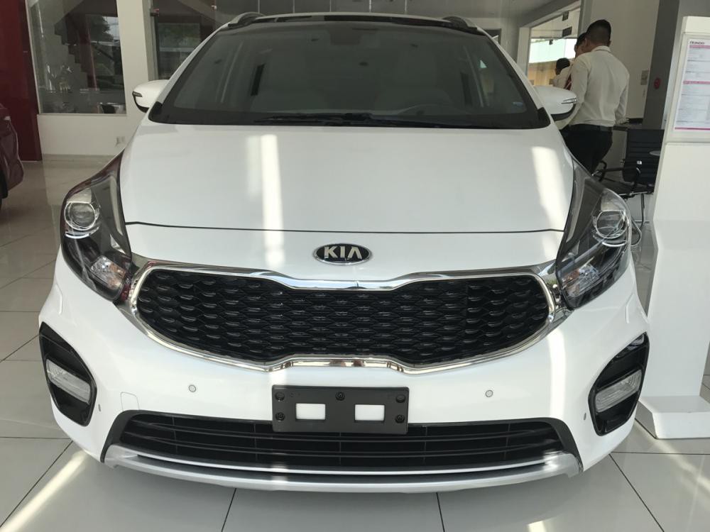 Kia Rondo GMT 2018+ mới 100%. Vay NH 90%. NHANH GỌN