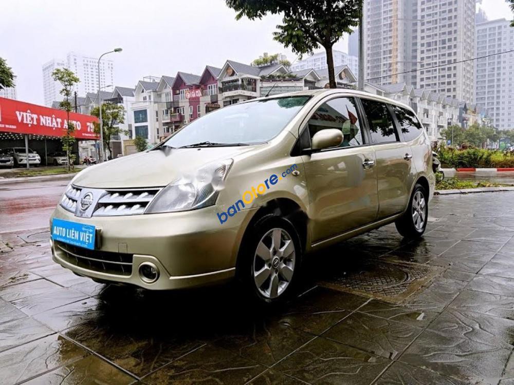Bán xe Nissan Grand Livina đời 2012, nhập khẩu số sàn