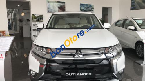 Bán Mitsubishi Outlander Sport 2.0 AT năm sản xuất 2018, màu trắng, 940tr