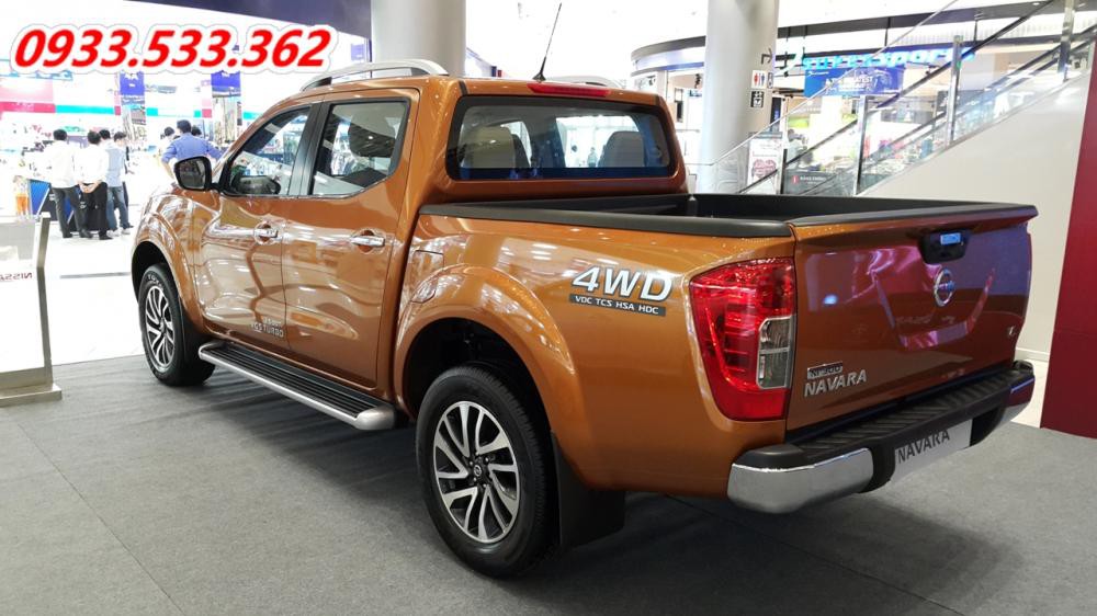 Giá Nissan Navara VL 2 cầu số tự động, màu cam cực hot, 2017 siêu sốc, LH 0933.533.362