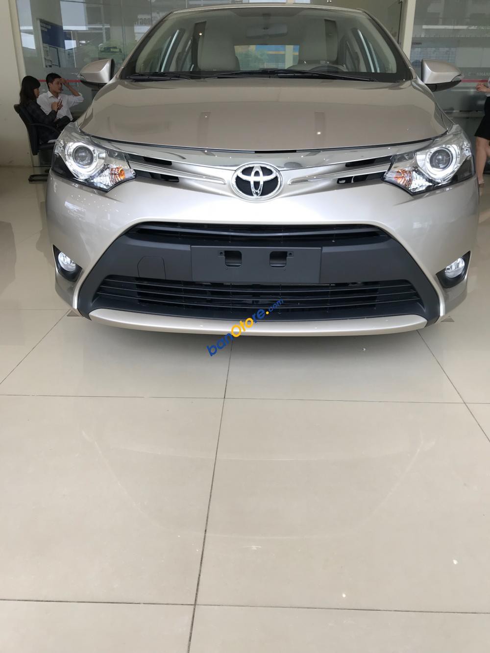 Bán Toyota Vios 2017, giá giảm kịch sàn