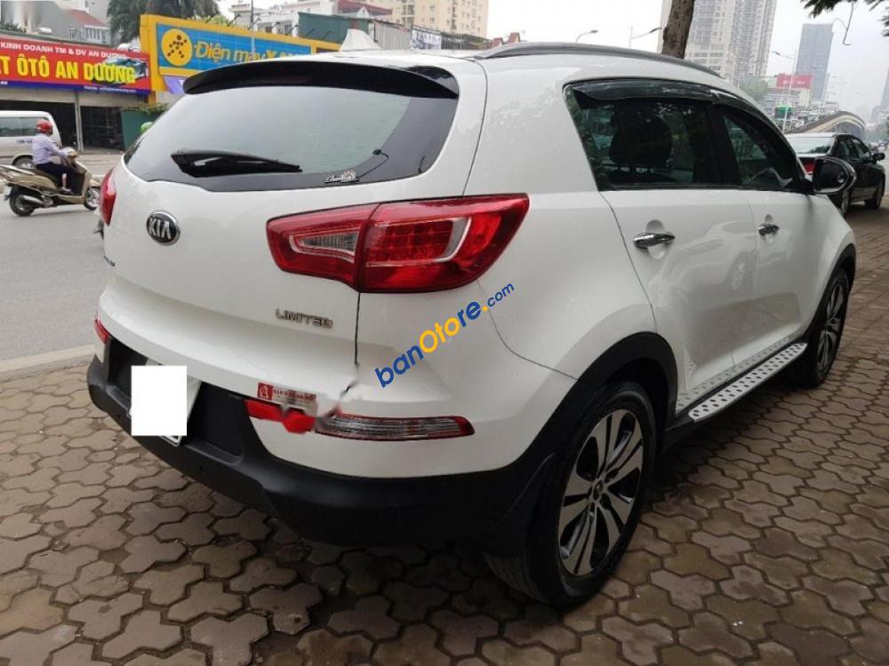 Bán xe Kia Sportage 2.0AT 2013, màu trắng, xe nhập