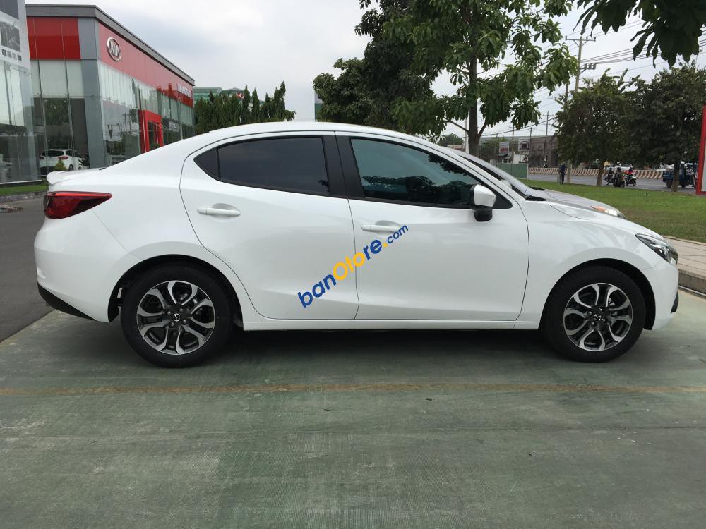 Bán xe Mazda 2 2018 mới 100%, đủ màu, có xe giao ngay, hỗ trợ vay 80-90%, LH 0938907088 Toàn Mazda Võ Văn Kiệt