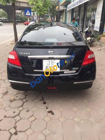 Cần bán Nissan Teana 2.0 đời 2010, màu đen, giá tốt