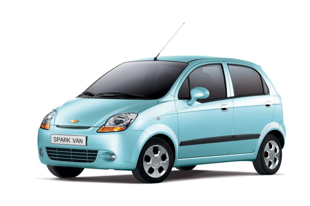  Chevrolet Spark Van - Mẫu xe tiện lợi, nhỏ gọn cho gia đình 