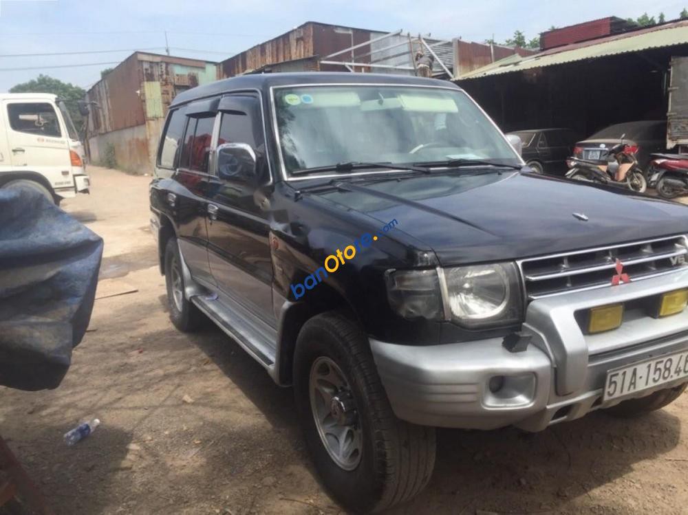 Bán Mitsubishi Pajero đời 2005, màu đen, 320 triệu