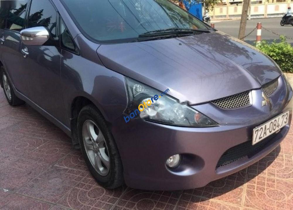 Cần bán lại xe Mitsubishi Grandis 2.4 AT 2005, màu tím