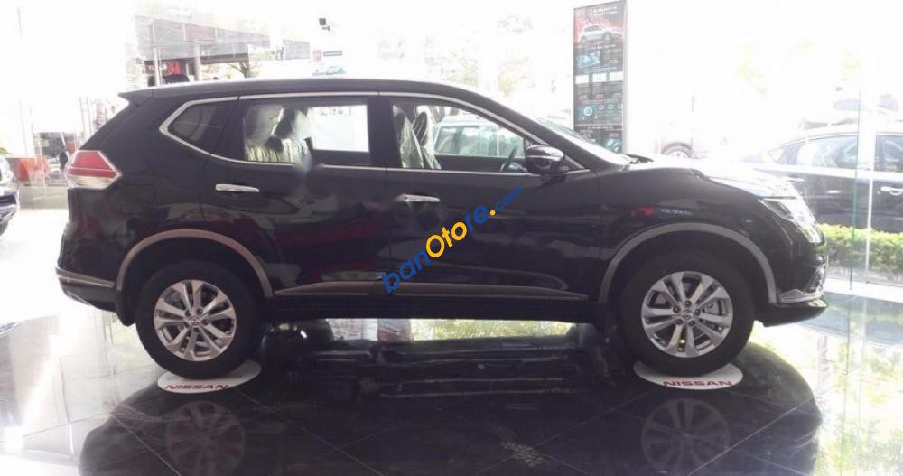 Cần bán Nissan X trail năm 2018, màu đen giá cạnh tranh