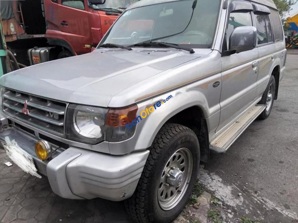 Bán Mitsubishi Pajero đời 2006, màu bạc, xe công ty