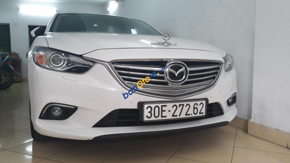 Bán Mazda 6 sedan Skyactiv 2017, màu trắng, xe nhập, giá chỉ 800 triệu