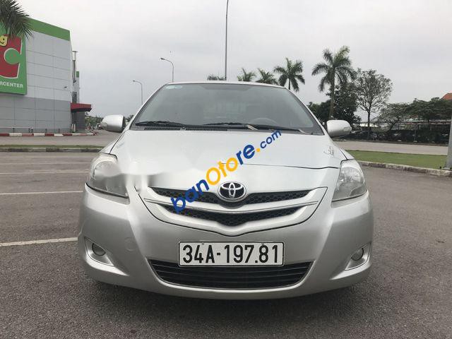 Bán xe Toyota Vios E năm sản xuất 2009, màu bạc