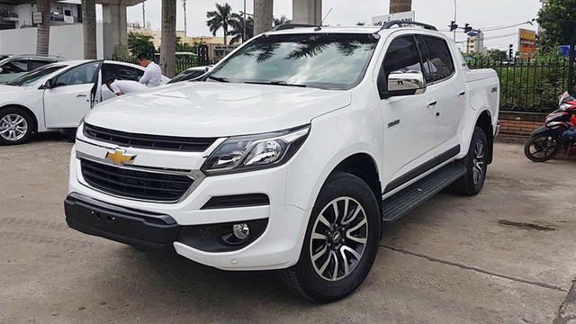 Chevrolet Colorado hiện sở hữu nhiều tính năng an toàn hơn Ford Ranger 2