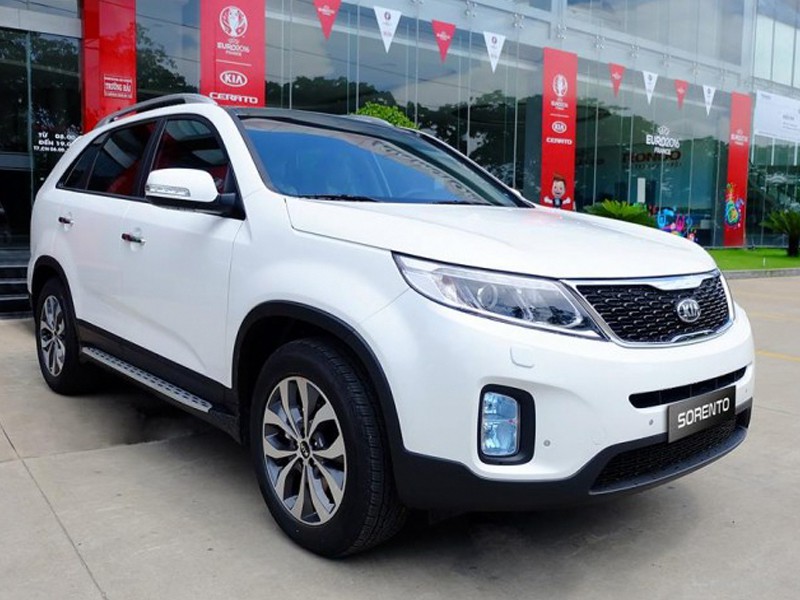  Kia Sorento 2.4 GAT sang trọng, hiện đại