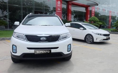 Kia Sorento 2.4 GAT: Nhiều tiện nghi cao cấp