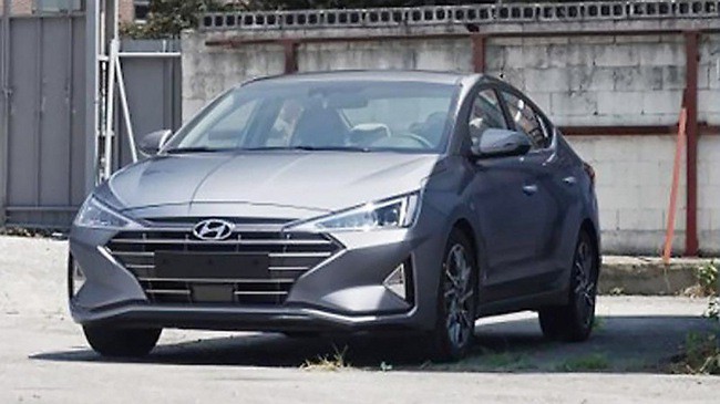 Hyundai Elantra hé lộ bản nâng cấp trước khi ra mắt vào tháng 8 1