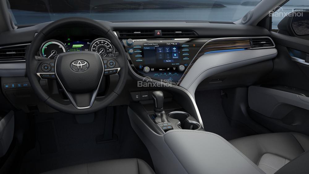 Toyota Camry thế hệ mới sắp mở bán tại Việt Nam có giá bao nhiêu? a20