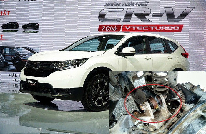 Honda CR-V 2018 bị gỉ sét ở gioăng cao su 1